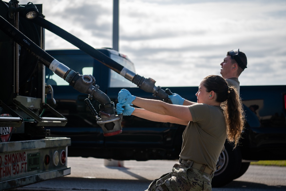 MacDill fuels management flight expedites hot pit refueling procedures; finds new avenue for innovation