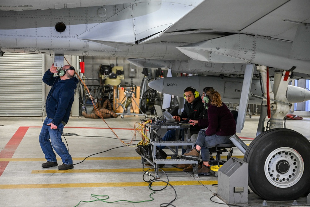 Engineers perform second test on an improved A-10 APU insulation