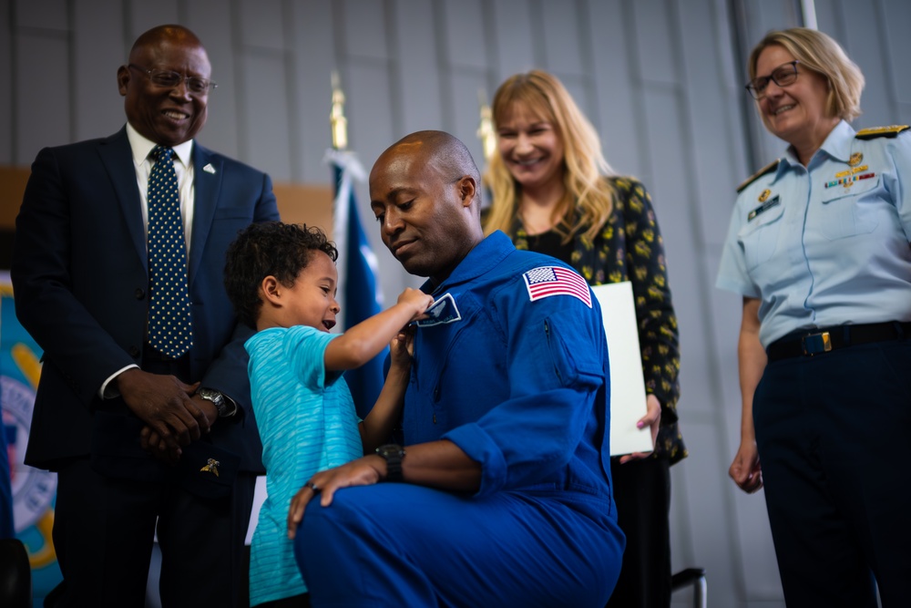 NASA Astronaut joins Coast Guard Reserve