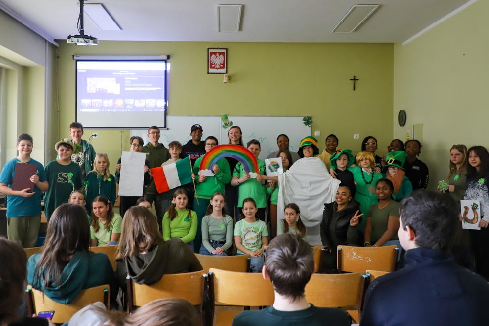 Sustainment Soldiers visit Powidz school for St Patrick's Day