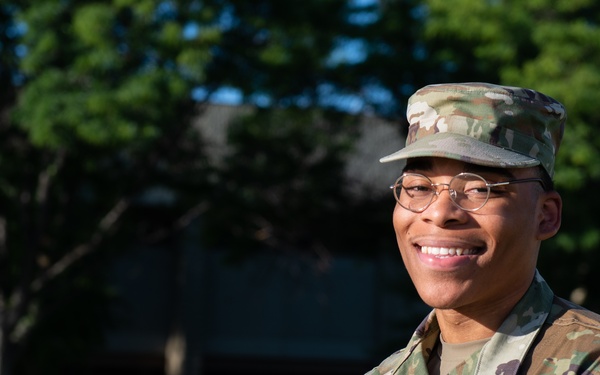 Gunfighter of the Week Amn Shaan Bolden