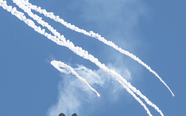 Travis AFB hosts Wings Over Solano air show, open house