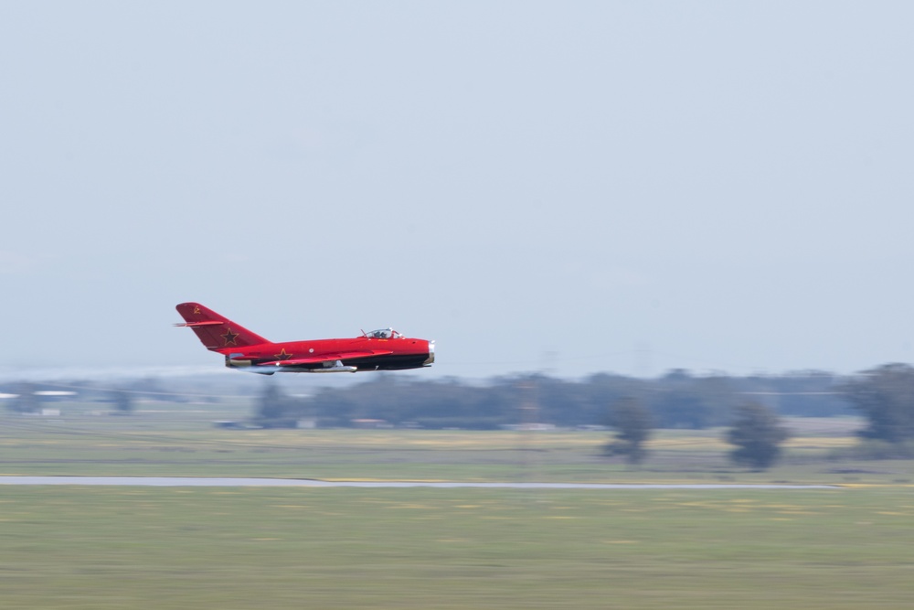 Travis AFB hosts Wings Over Solano air show, open house