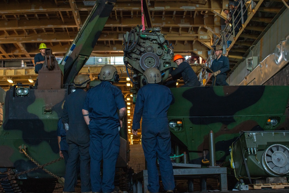 ACV Mechanics and Operators Perform Maintenance Underway