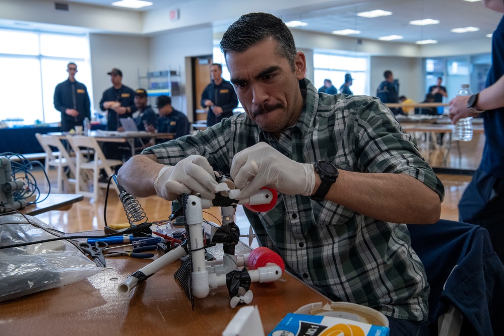 RTC Sailors Volunteer at SeaPerch