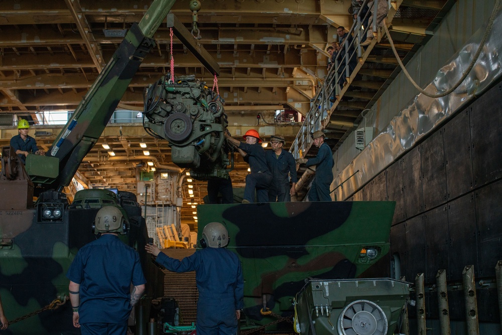 ACV Mechanics and Operators Perform Maintenance Underway
