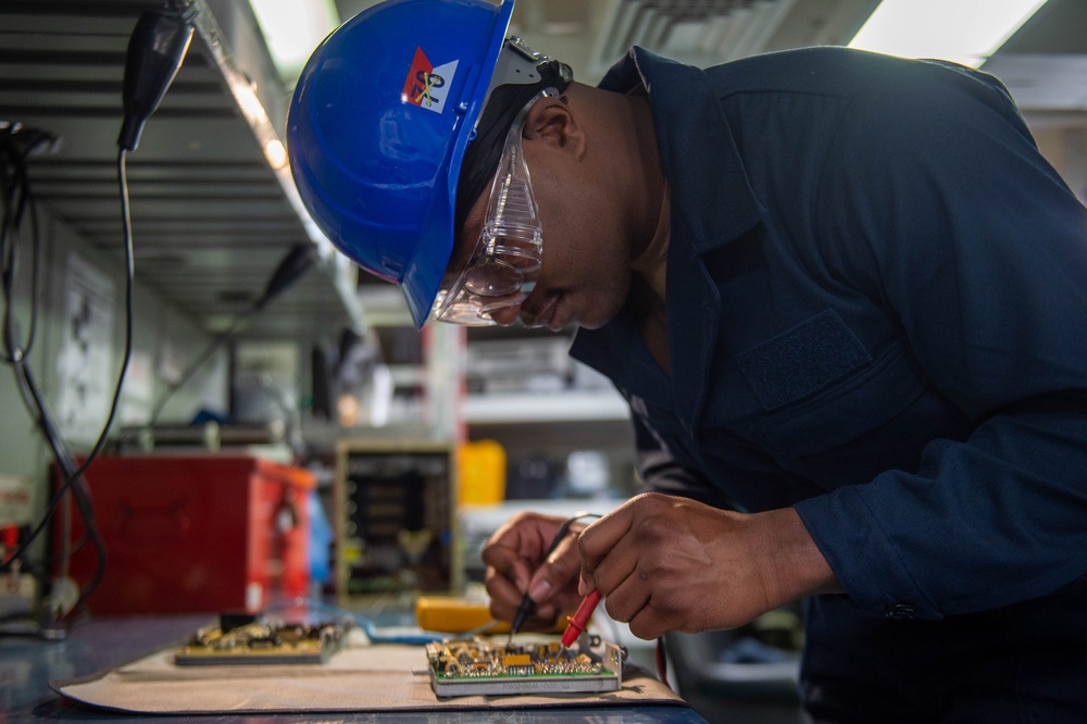 USS Ronald Reagan (CVN 76) Sailors perform daily operations