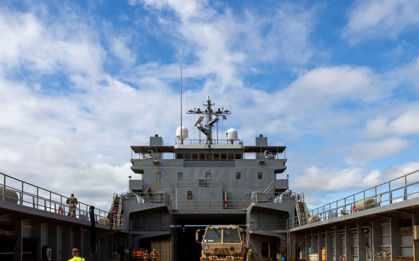 Soldiers load up LSV3 in preparation for Operation Pathways