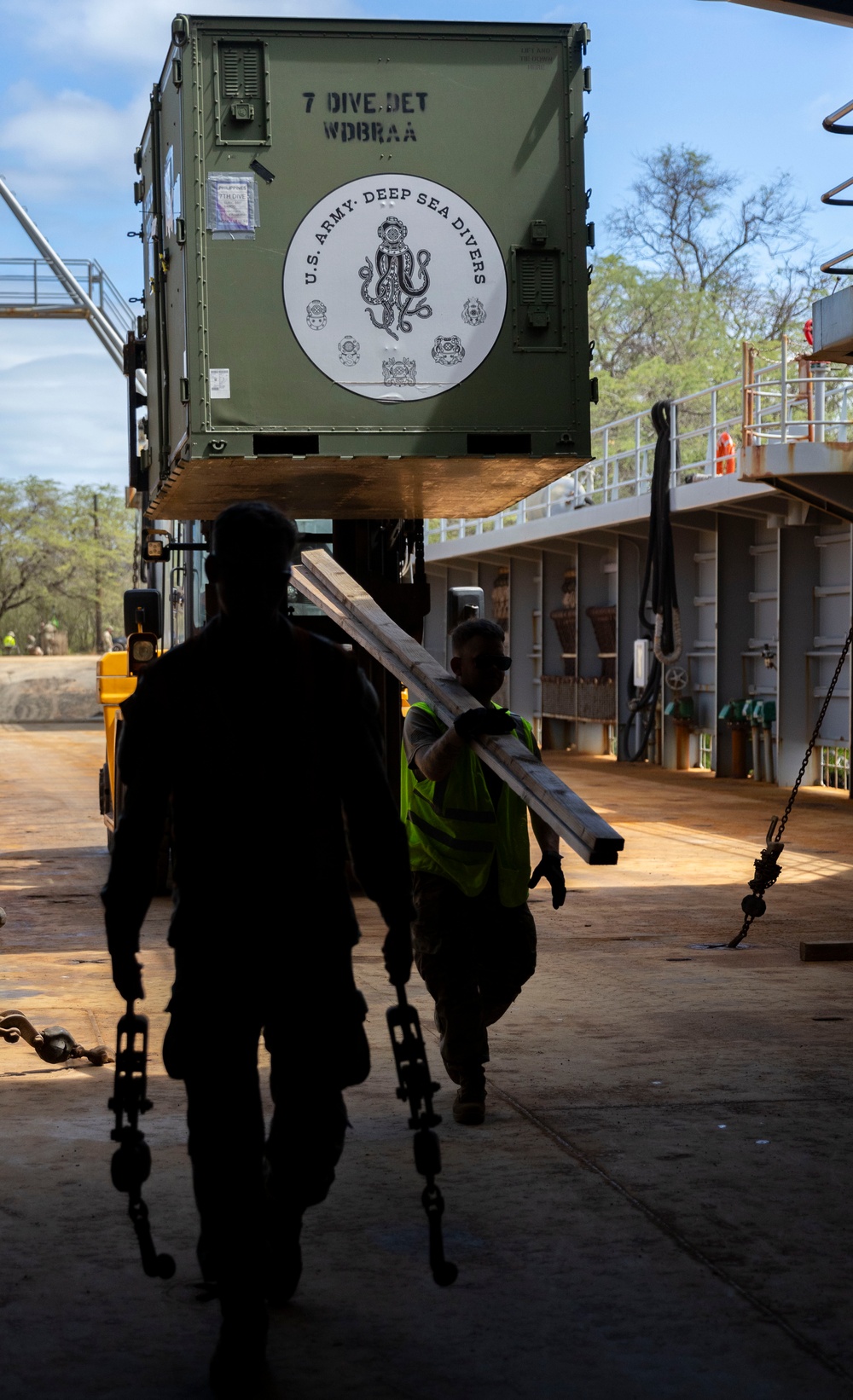 Soldiers load up LSV3 in preparation for Operation Pathways