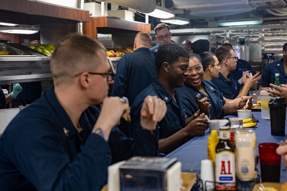 DVIDS - Images - USS Higgins (DDG 76) Ice Cream Social [Image 1 of 9]