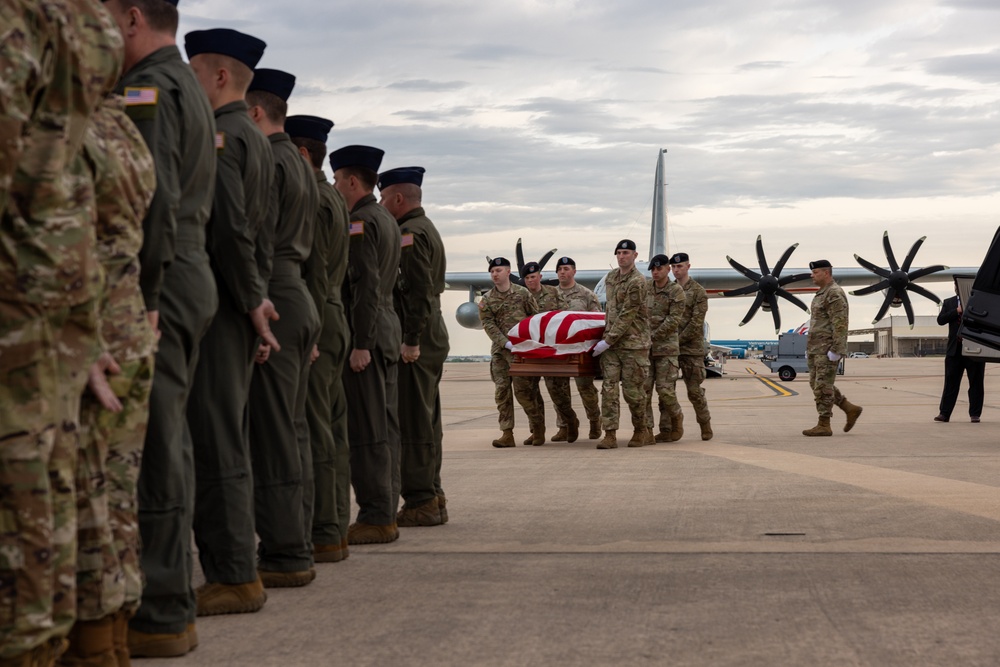 Plane-side honors for NY Army Guard pilots