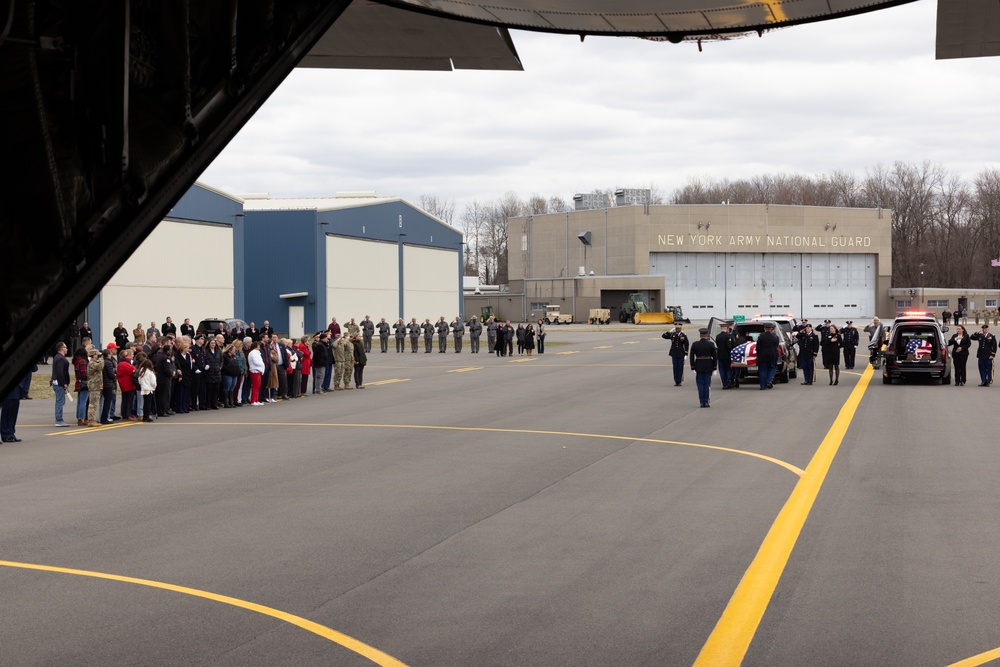 Plane-side honors for NY Army Guard pilots