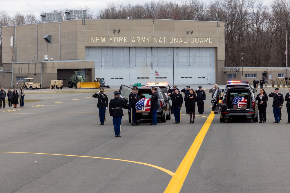 Plane-side honors for NY Army Guard pilots