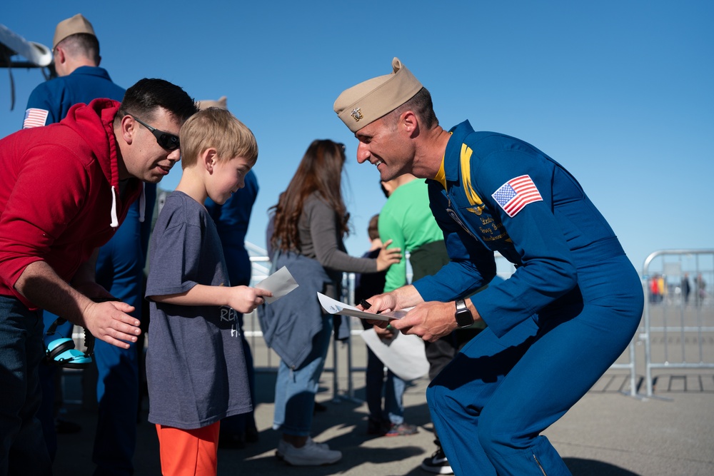 Travis AFB hosts Wings Over Solano air show, open house