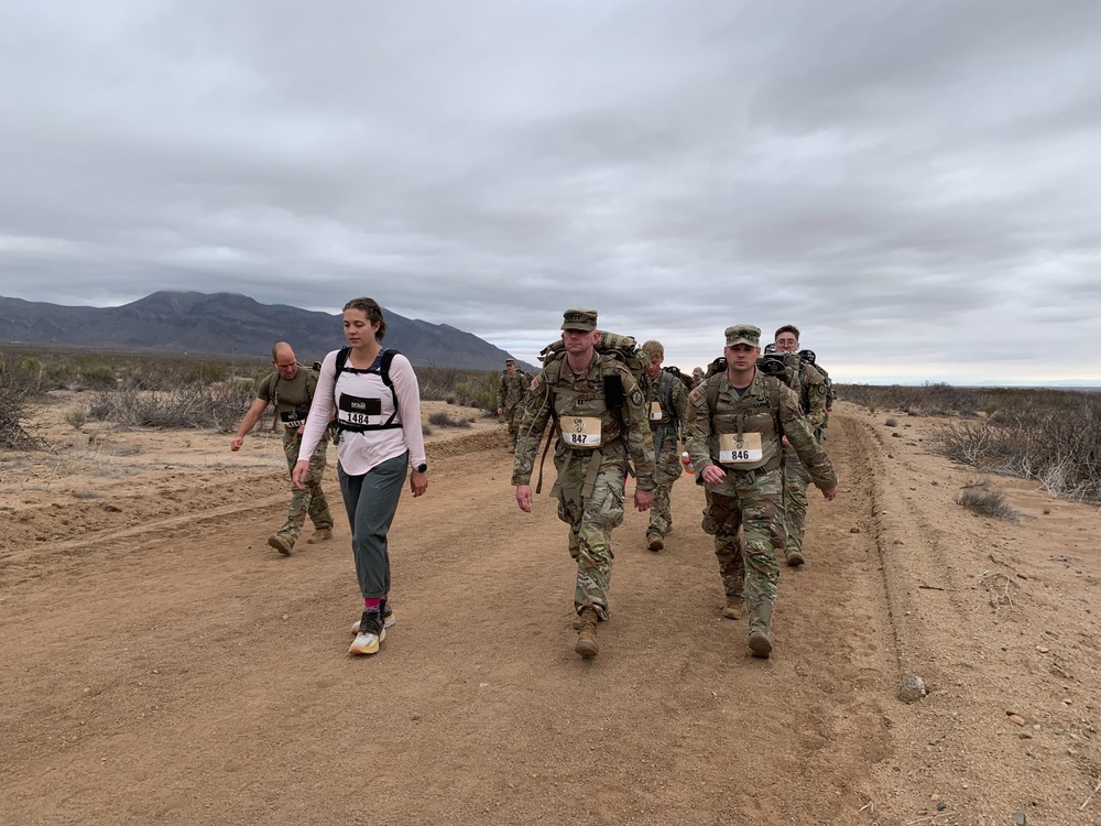 Cyber Soldiers participate in the Bataan Memorial Death March 2024_10