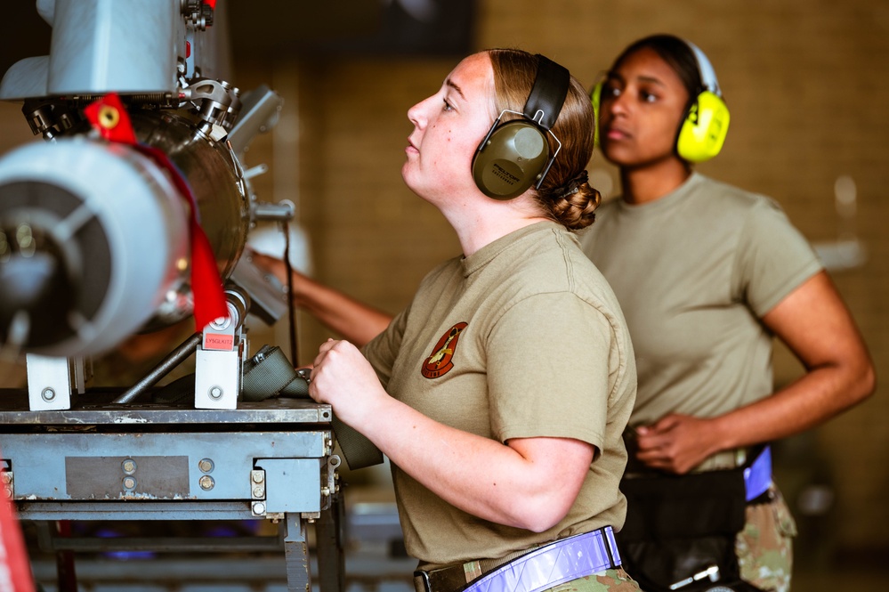 Women in Weapons: Luke AFB hosts all female weapons competition