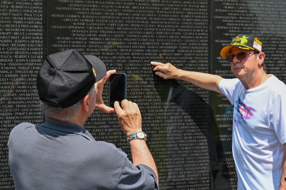 Visitors of the Vietnam Veterans Memorial