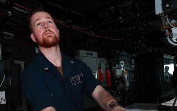 USS Bataan Quartermaster Takes Celestial Readings