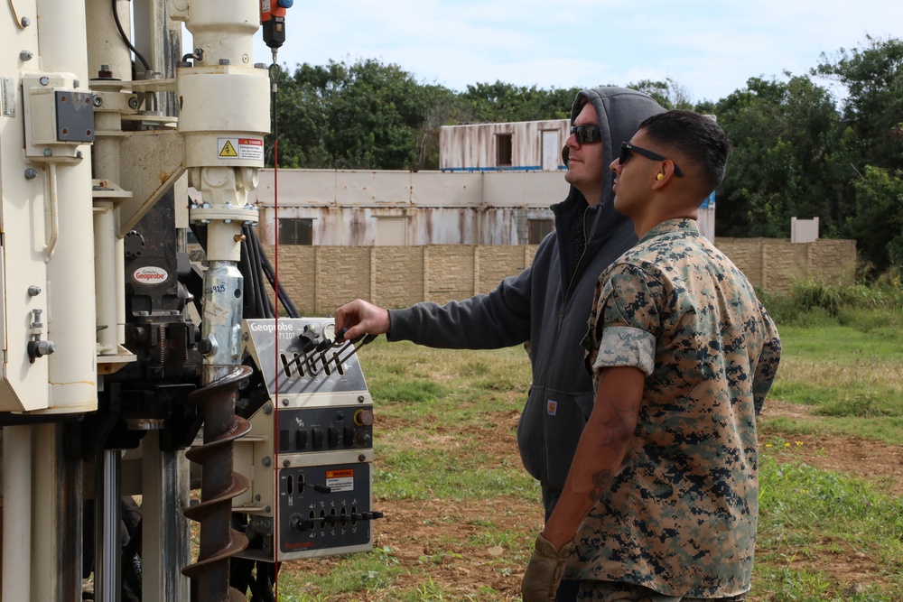 Expeditionary Airfield Marines with MWSS-174