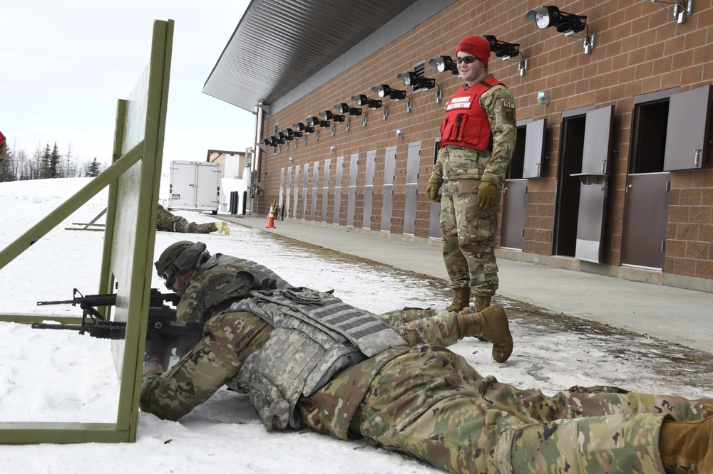 168th Security Forces train 168th Maintenance Multi-Capable Airmen