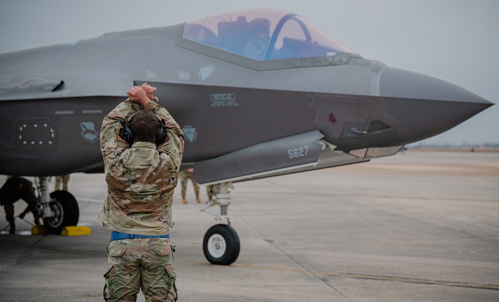 95th Fighter Squadron and Fighter Generation Squadron complete first TDY