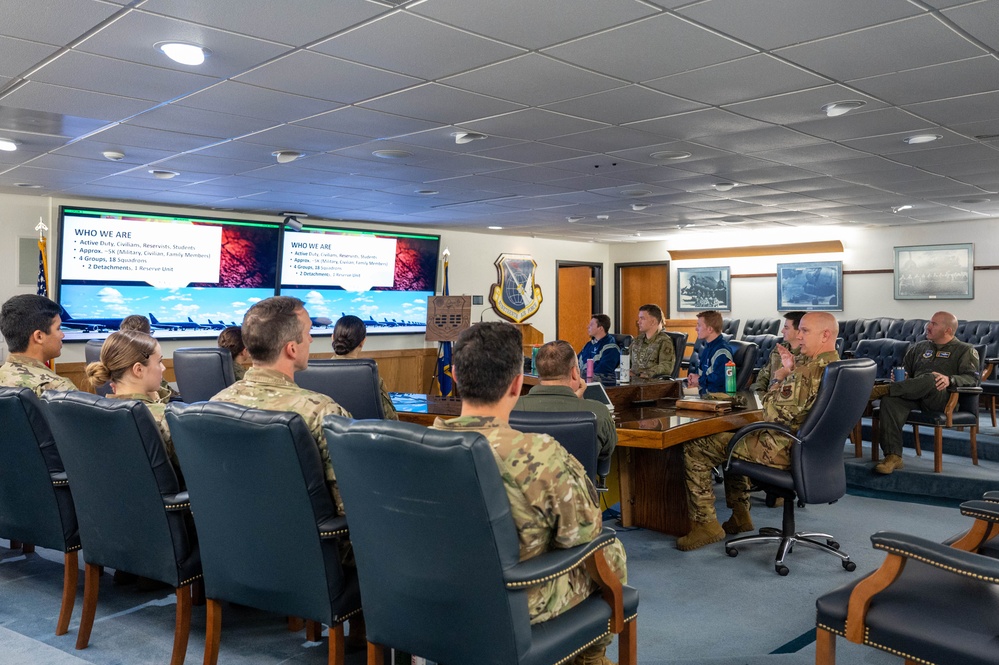 Baylor University AFROTC cadets visit the Mighty 97th