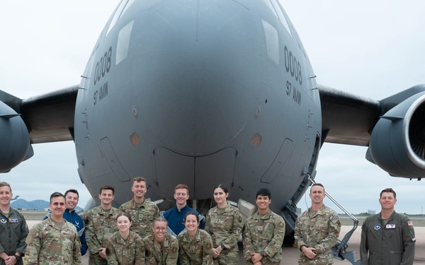 Baylor University AFROTC cadets visit the Mighty 97th