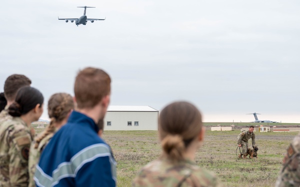 Baylor University AFROTC cadets visit the Mighty 97th