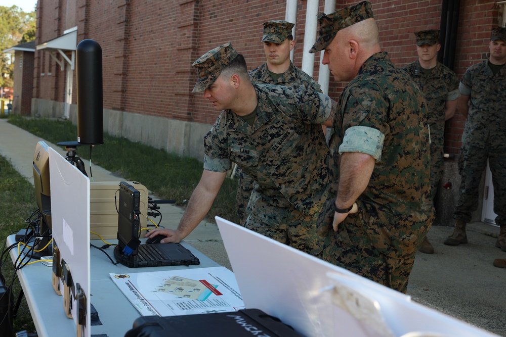 Commanding Generals Visit 2nd Marine Logistics Group