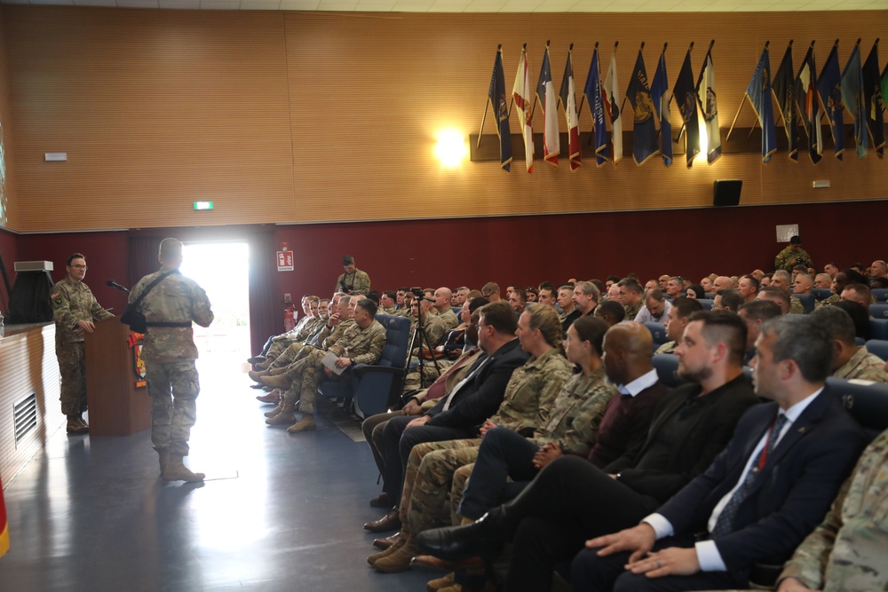 SETAF-AF hosts an All Hands event