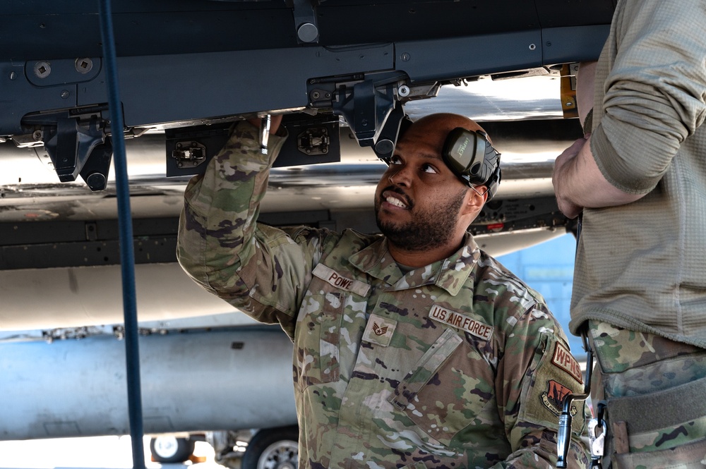 DVIDS - Images - Airmen load GBU-38s on F-15E Strike Eagle during Red ...