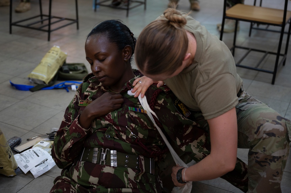 DVIDS - Images - SOCAF trains with Kenyan All-Women SWAT Team [Image 2 ...