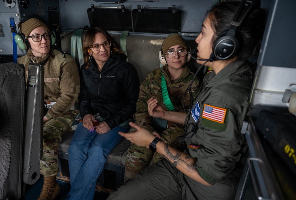 Fly Like a Girl: Ramstein AB inspires next generation of service members