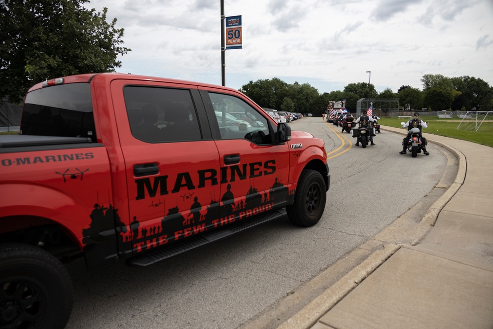 Marines of Recruiting Station Chicago Participate in the India Day Parade in Naperville, Illinois