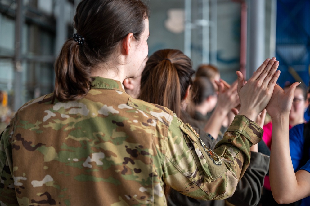 Fly Like a Girl: Ramstein AB inspires next generation of service members