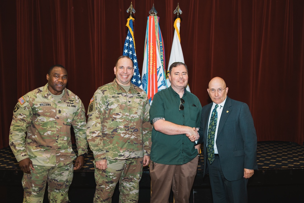 IMCOM ID-T Director is welcomed home to Fort Novosel