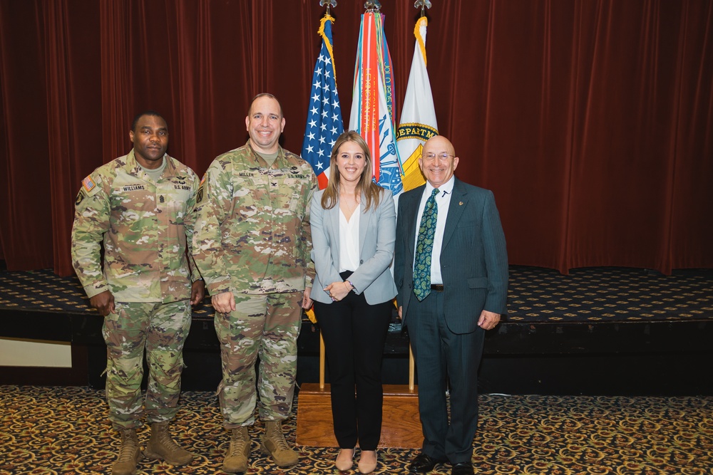 IMCOM ID-T Director is welcomed home to Fort Novosel