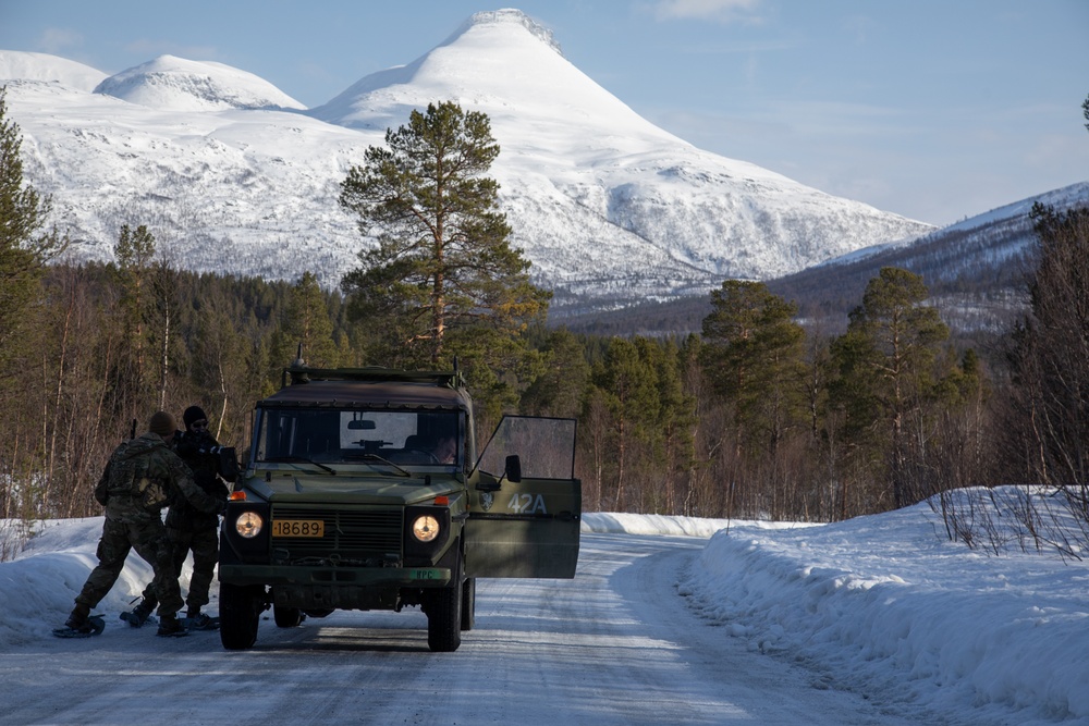 U.S. Soldiers Conduct Mock Ambush in Norway