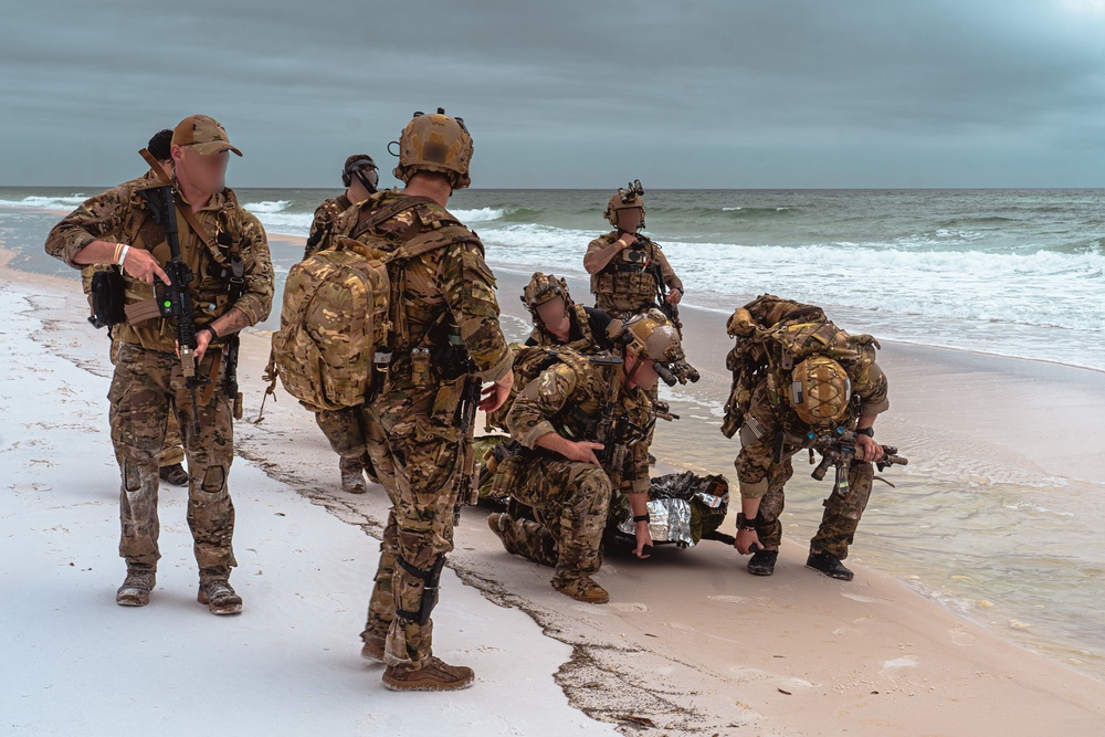 7th Special Forces Group (Airborne) Green Berets perform Maritime Operations Training
