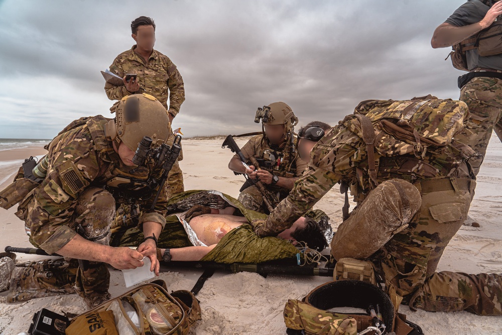 7th Special Forces Group (Airborne) Green Berets perform Maritime Operations Training