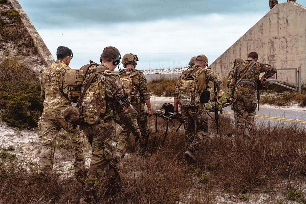 7th Special Forces Group (Airborne) Green Berets perform Maritime Operations Training