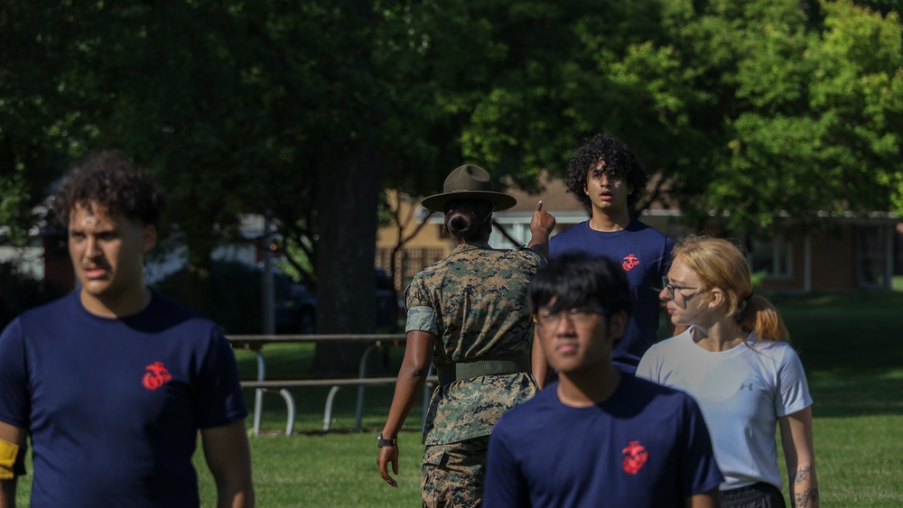 Marine Corps Recruiting Station Chicago All Hands Pool Function