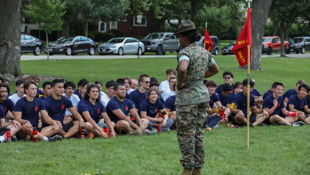 Marine Corps Recruiting Station Chicago All Hands Pool Function