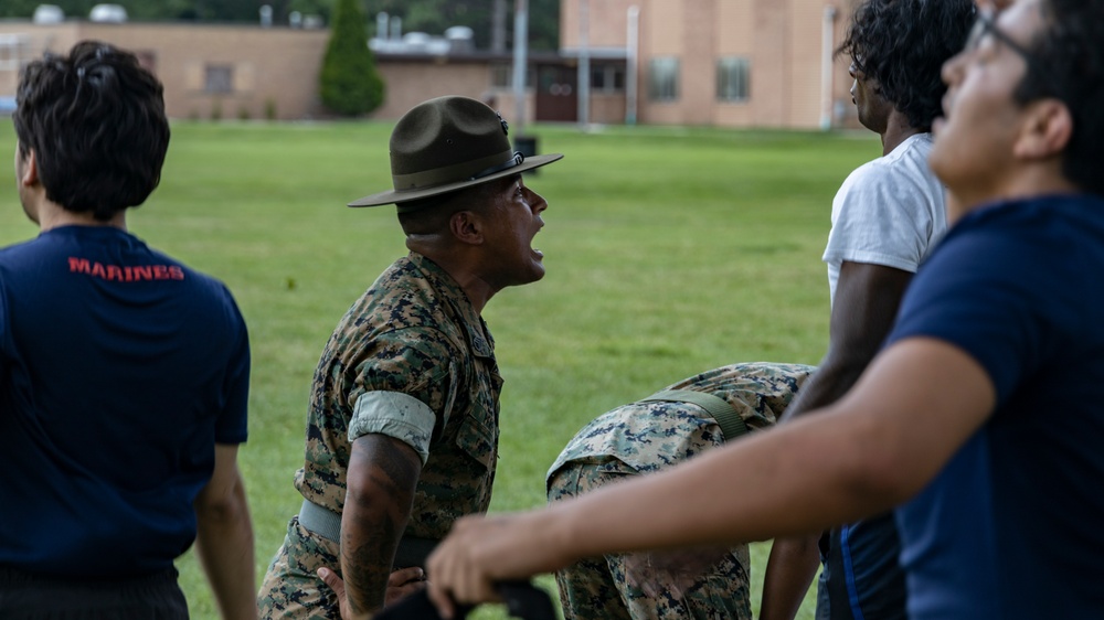 Marine Corps Recruiting Station Chicago All Hands Pool Function