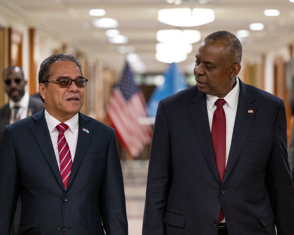 Secretary Austin hosts Federated States of Micronesia President