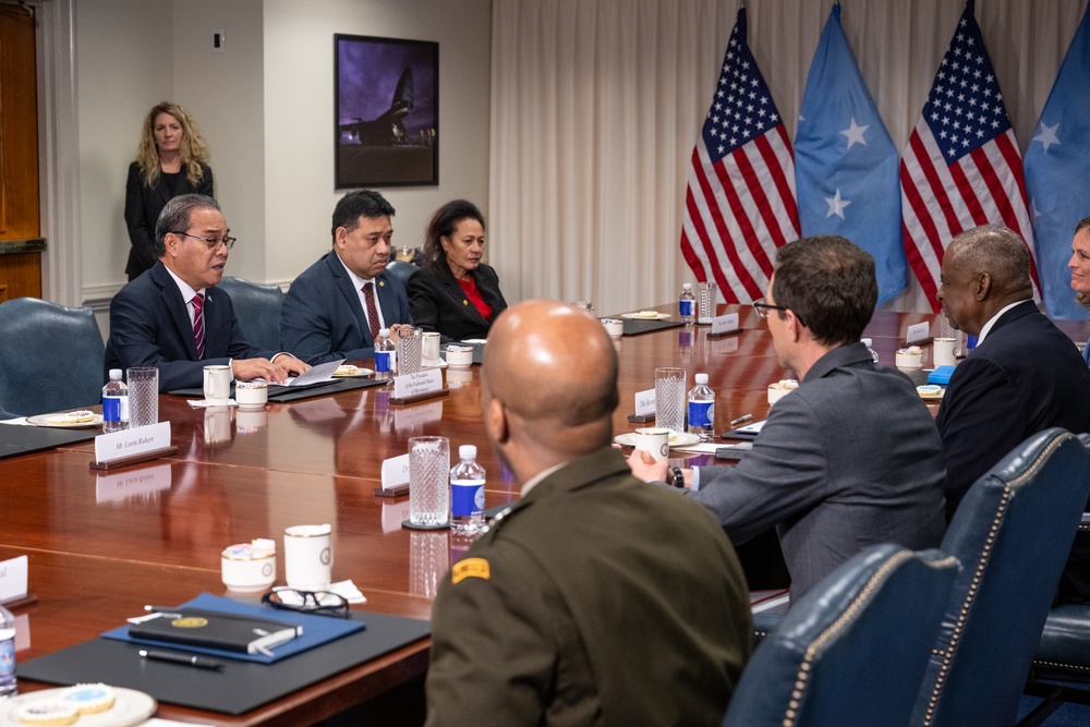 Secretary Austin hosts Federated States of Micronesia President