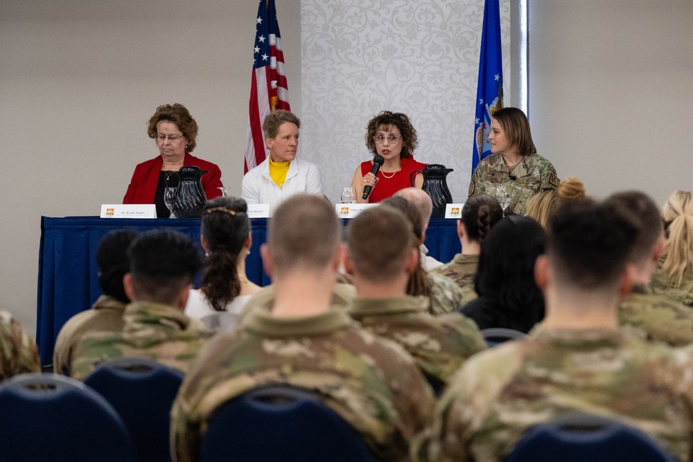 Women’s History Month panel shares leadership experiences
