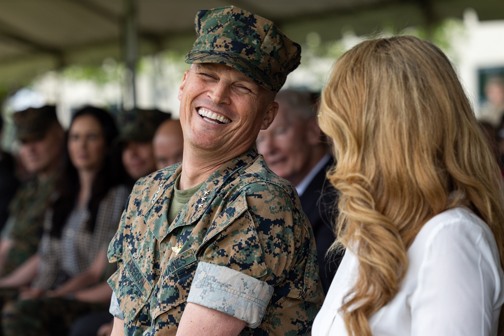 Proud legacy continues: Marine Forces Reserve and Marine Forces South change of command ceremony