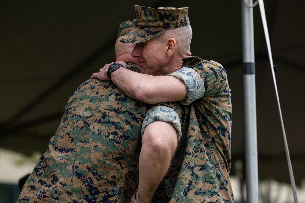 Proud legacy continues: Marine Forces Reserve and Marine Forces South change of command ceremony