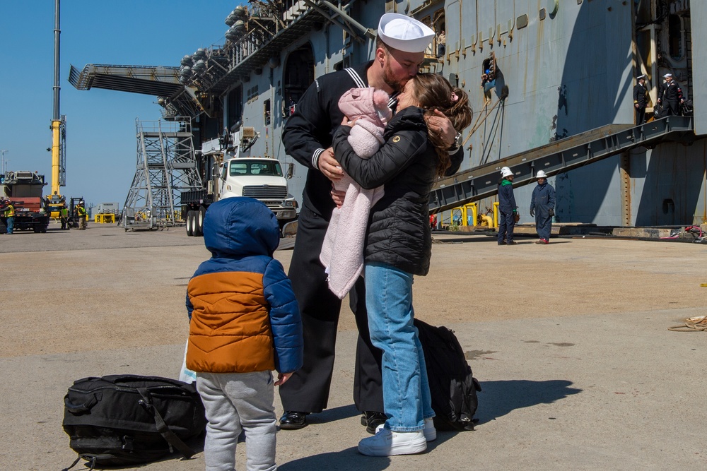 USS Bataan Returns to Naval Station Norfolk